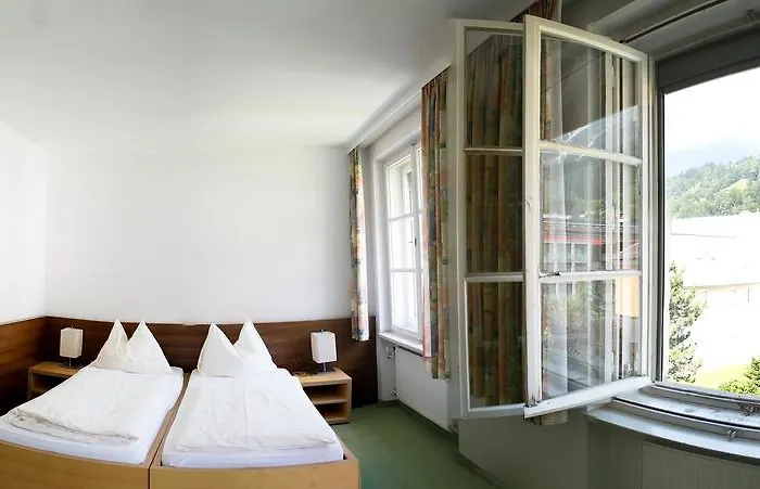 Haus Marillac Πανσιόν 2*